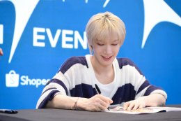 TEN (เตนล์) สร้างรอยยิ้มให้กับแฟนคลับชาวไทยแบบเต็มสิบ ในกิจกรรมแจกลายเซ็นสุดเอ็กซ์คลูซีฟ Shopee x TEN 'STUNNER' FANSIGN EVENT โดยเอสเอ็ม ทรู (SM True) และ ช้อปปี้ (Shopee)